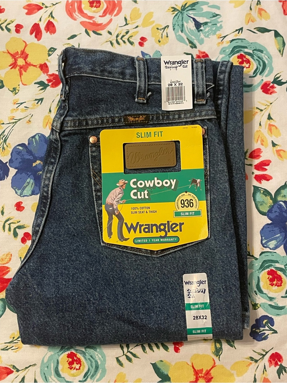 Wrangler Slim Fit Cowboy Cut Jeans Size 28/32 NWT